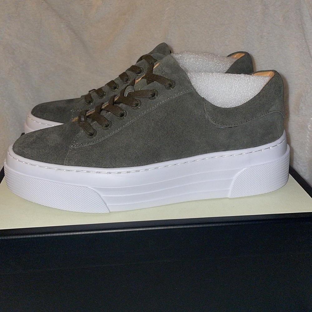NWT J/SLIDES AMANDA Khaki Suede Sneaker - Picture 11 of 15